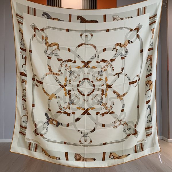 Fashion Lady Designer Print Shawl in 140cm