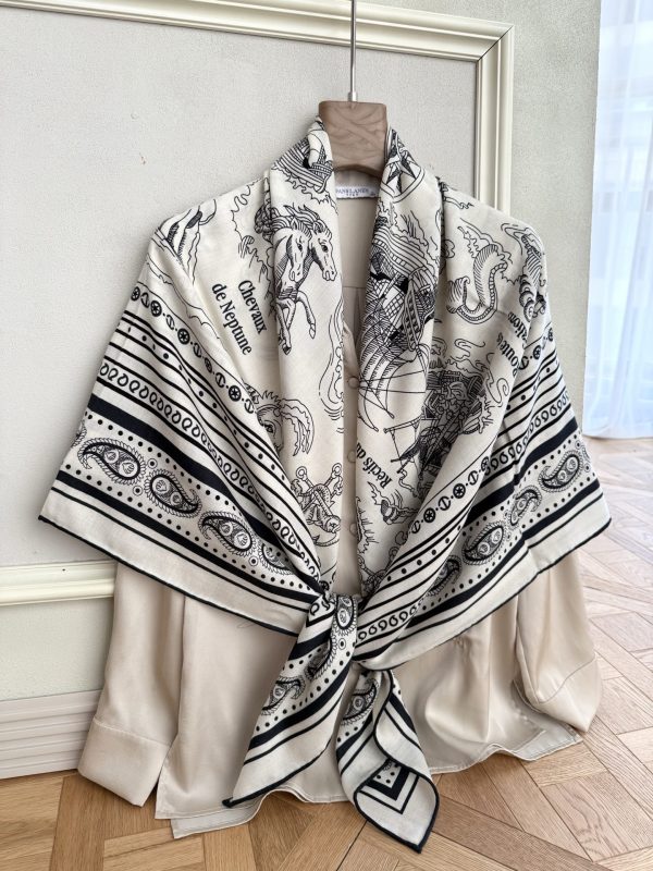Print Silk Cashmere Square Bandana in 140cm